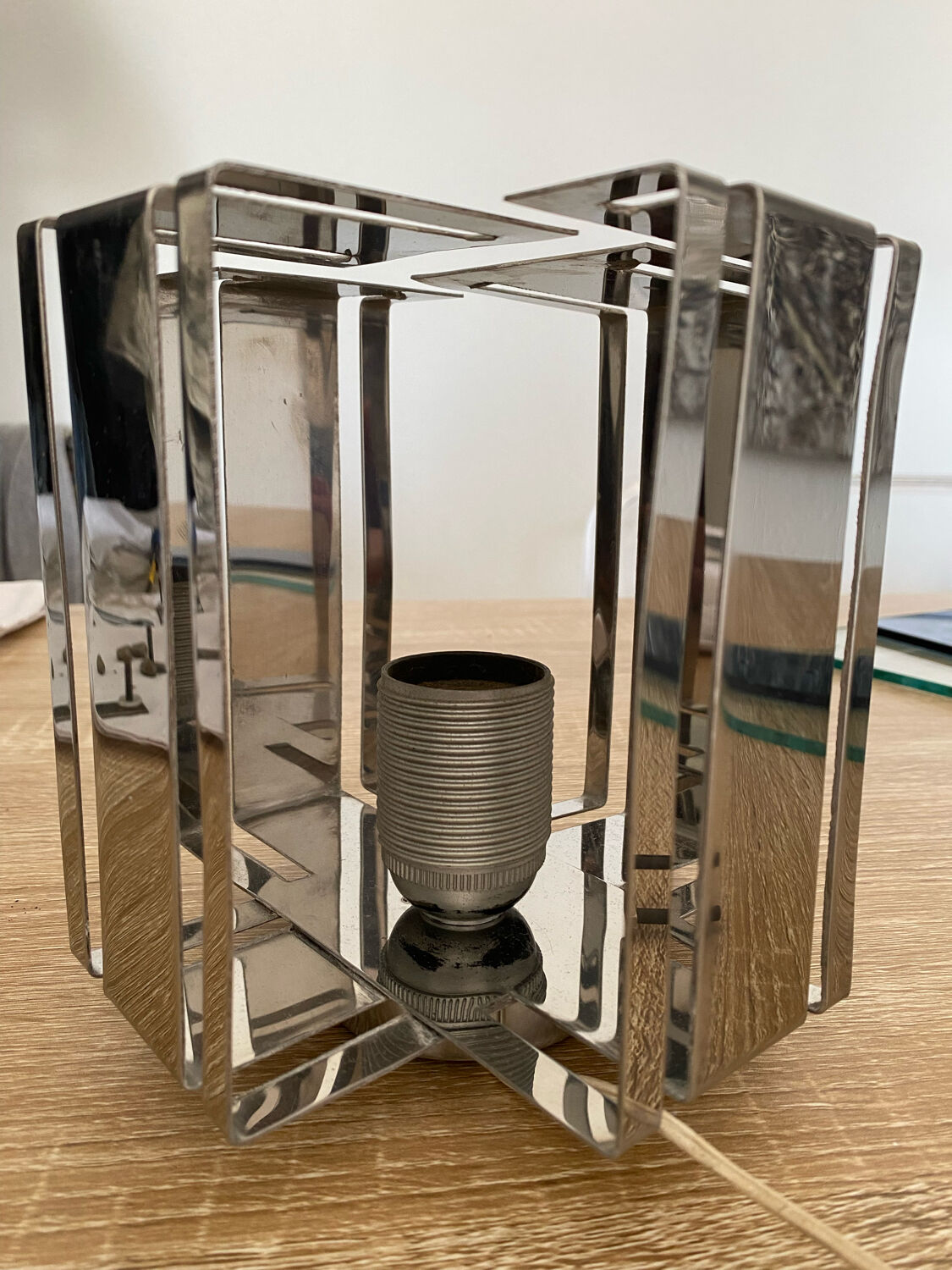 Lampe de table géométrique