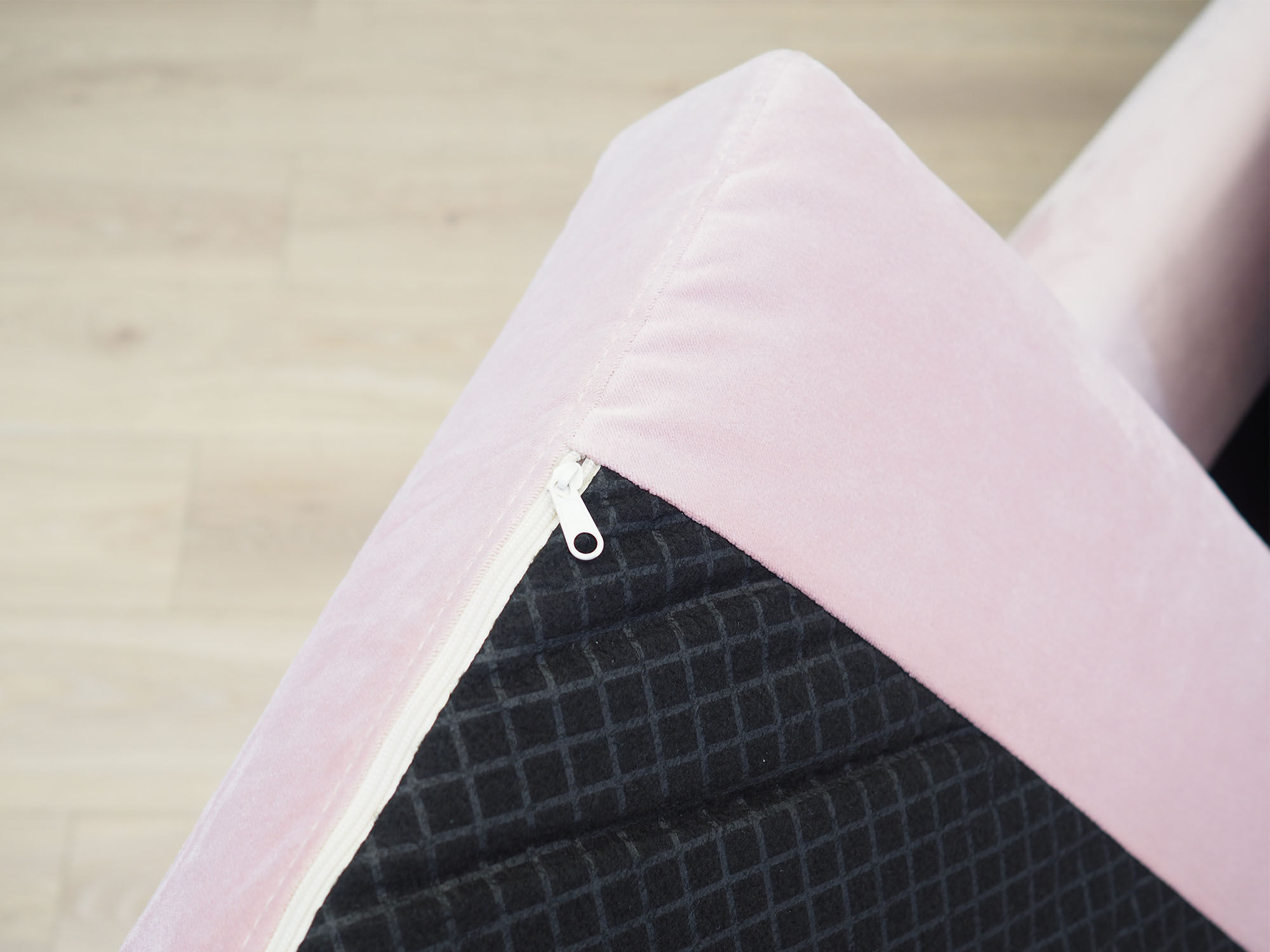 Pink velvet sofa, Danish design, 80's, production: Denmark