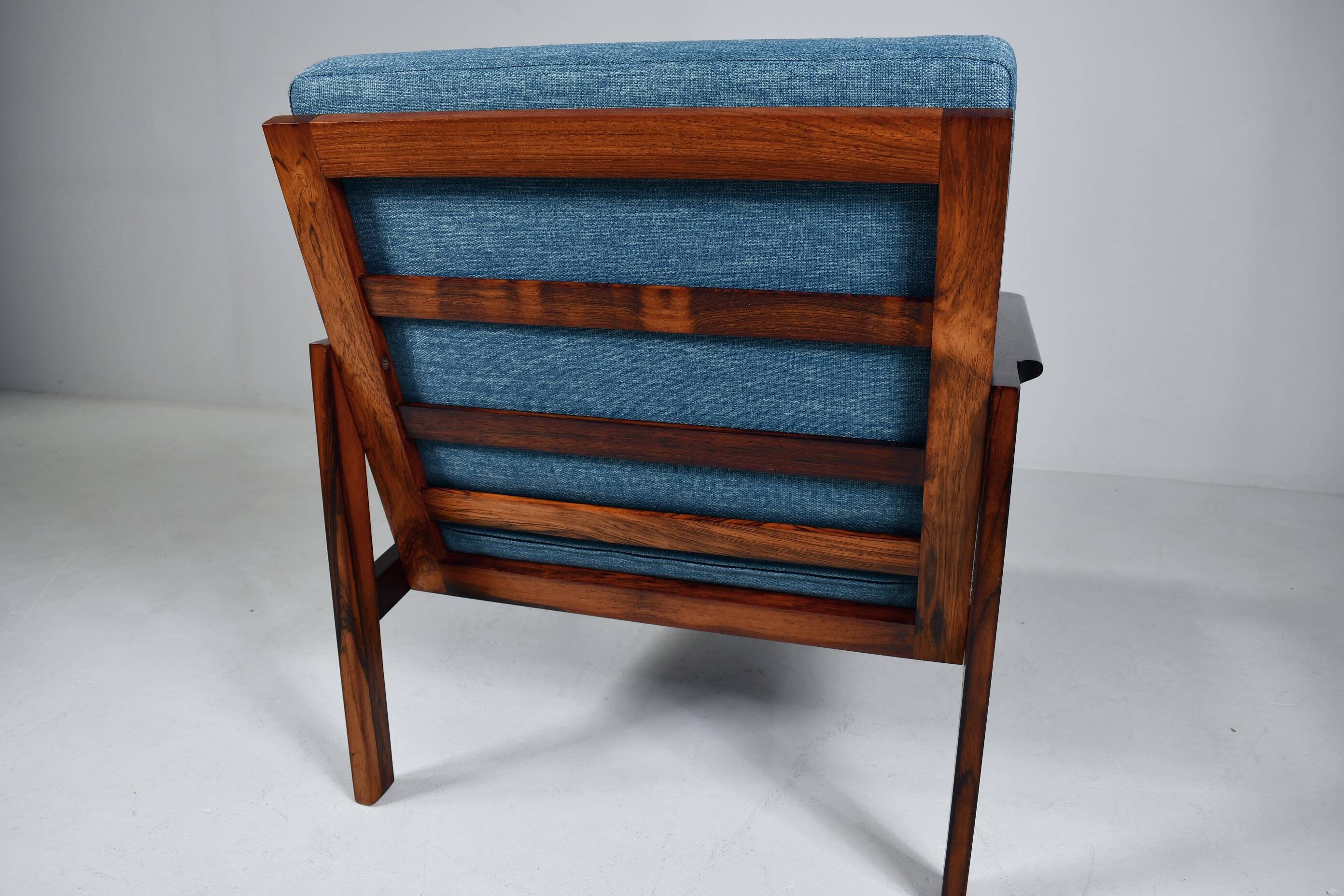 Fauteuil Capella par Illum Wikkelso pour Niels Eilersen. 1959.