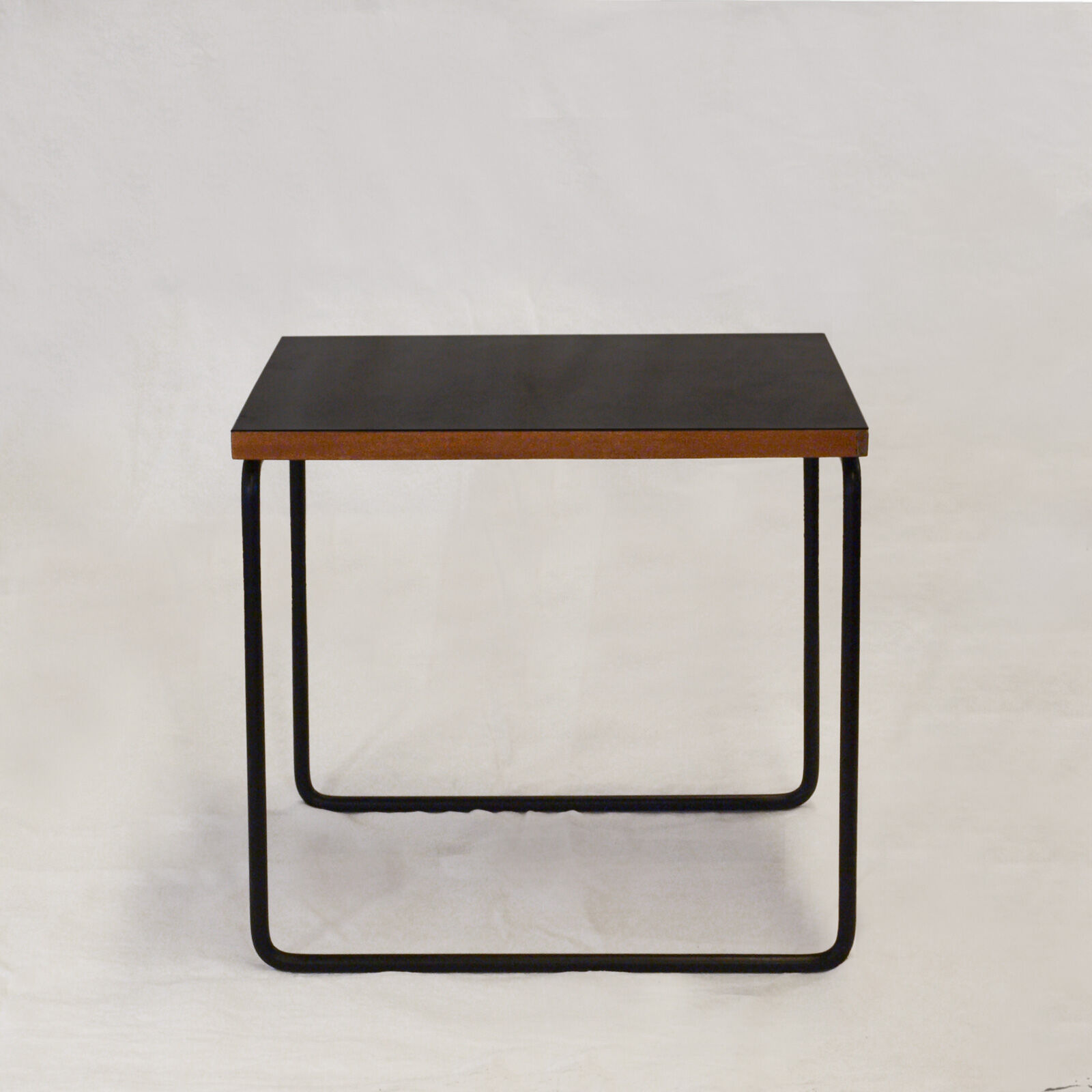 Pierre Guariche's "Volante" coffee table for Steiner