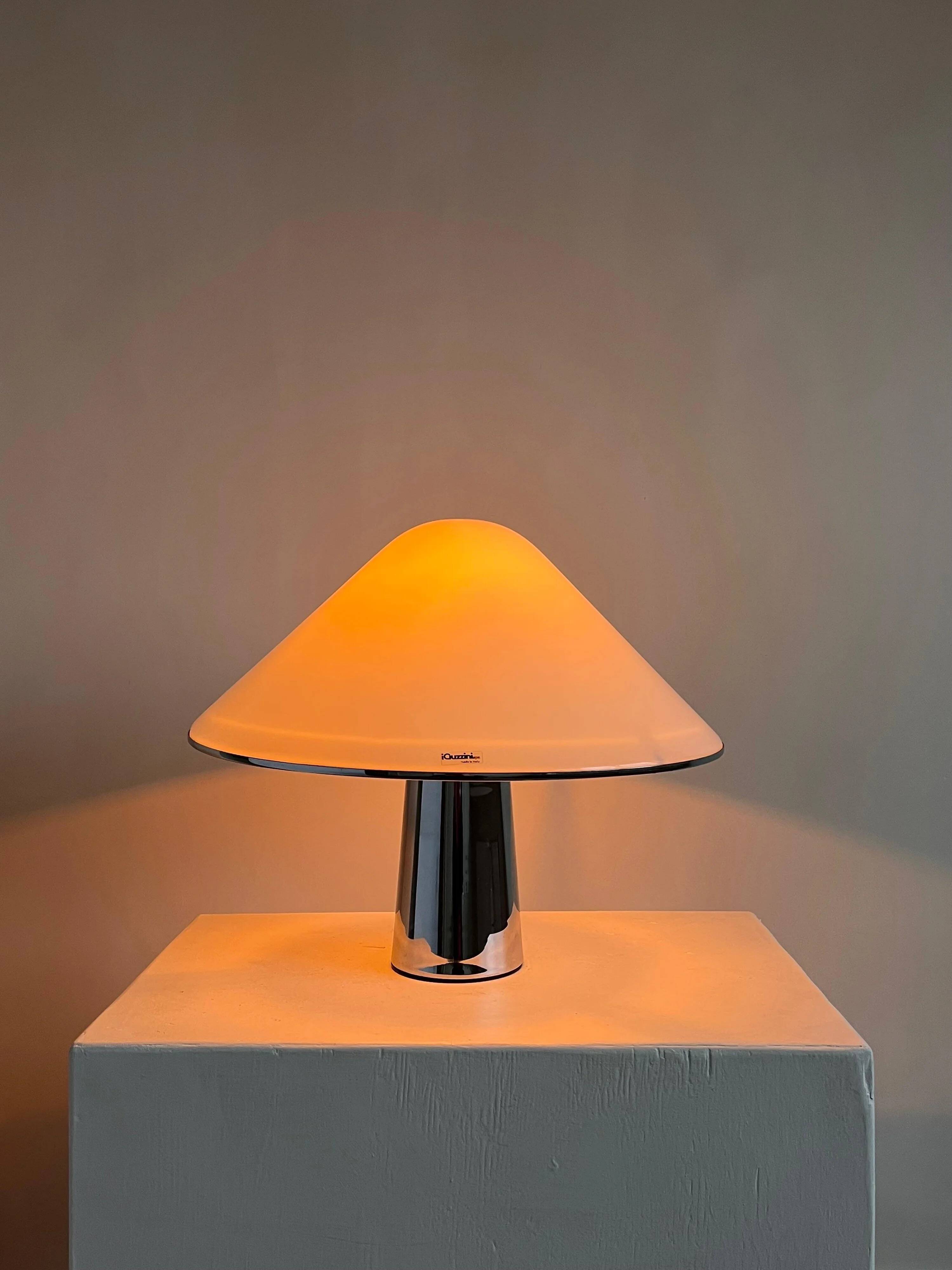 Harvey Guzzini Elpis table lamp