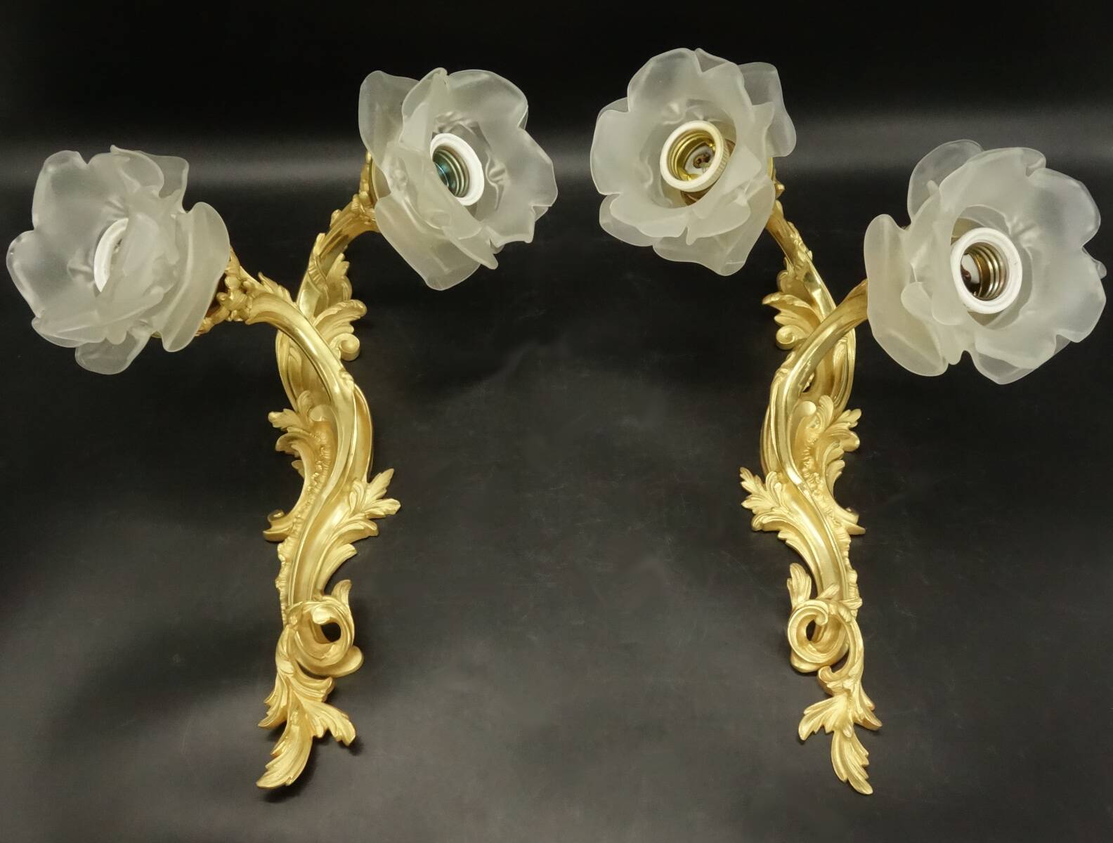 Paire de grandes appliques style Rocaille / Rococo fin XIXe