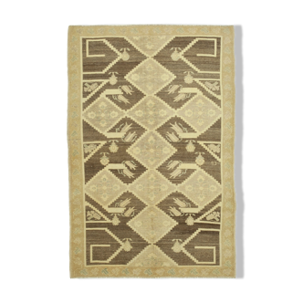 1950s hand-knotted unique turkish beige rug 148 cm x 225 cm