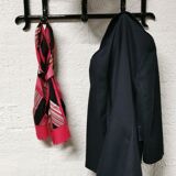 Wall coat rack in curved wood