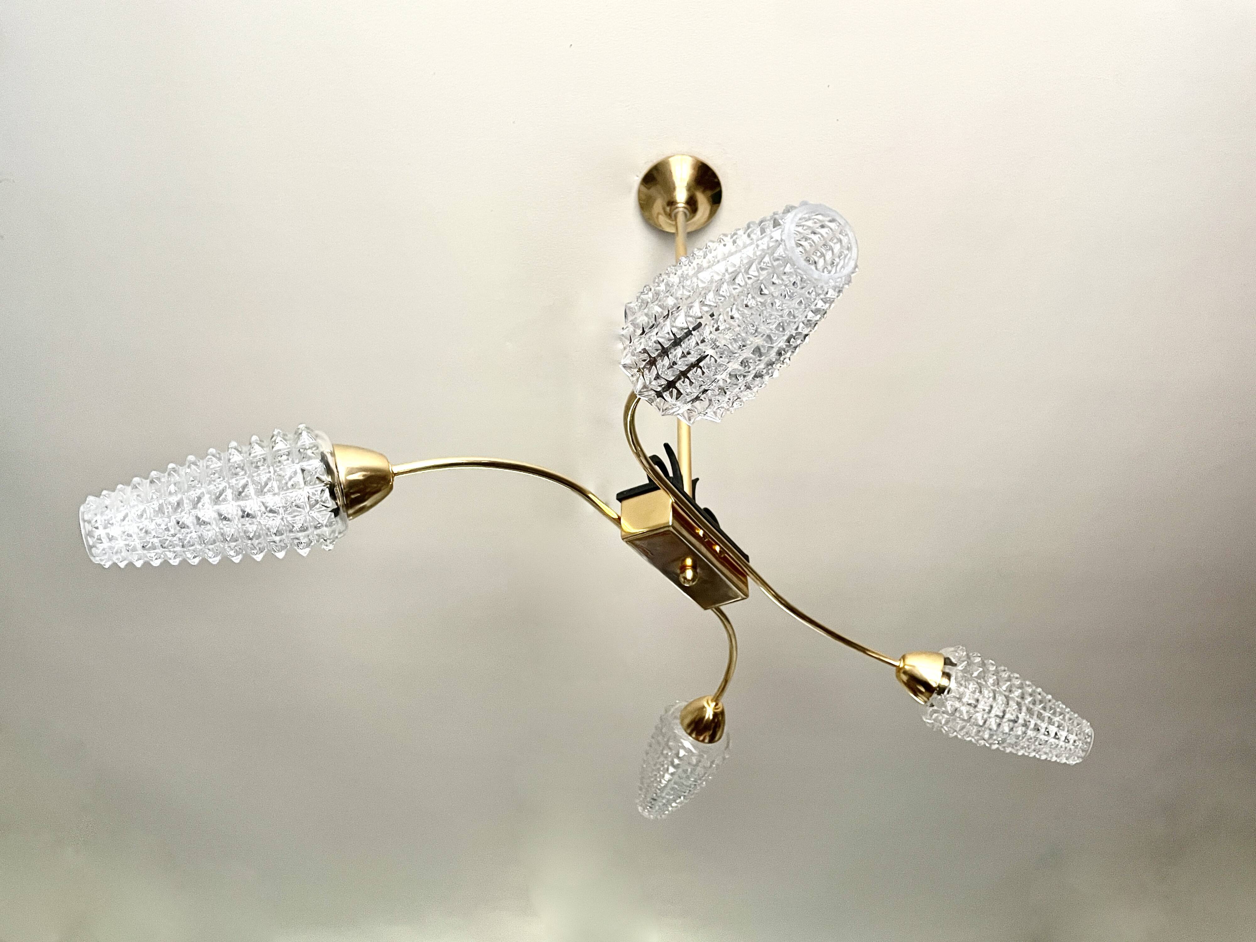 Lustre laiton doré à 4 tulipes Arlus 1950