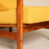Paire de fauteuils scandinaves vintage en curry jaune rembourrage fauteuil coussin salon ambre