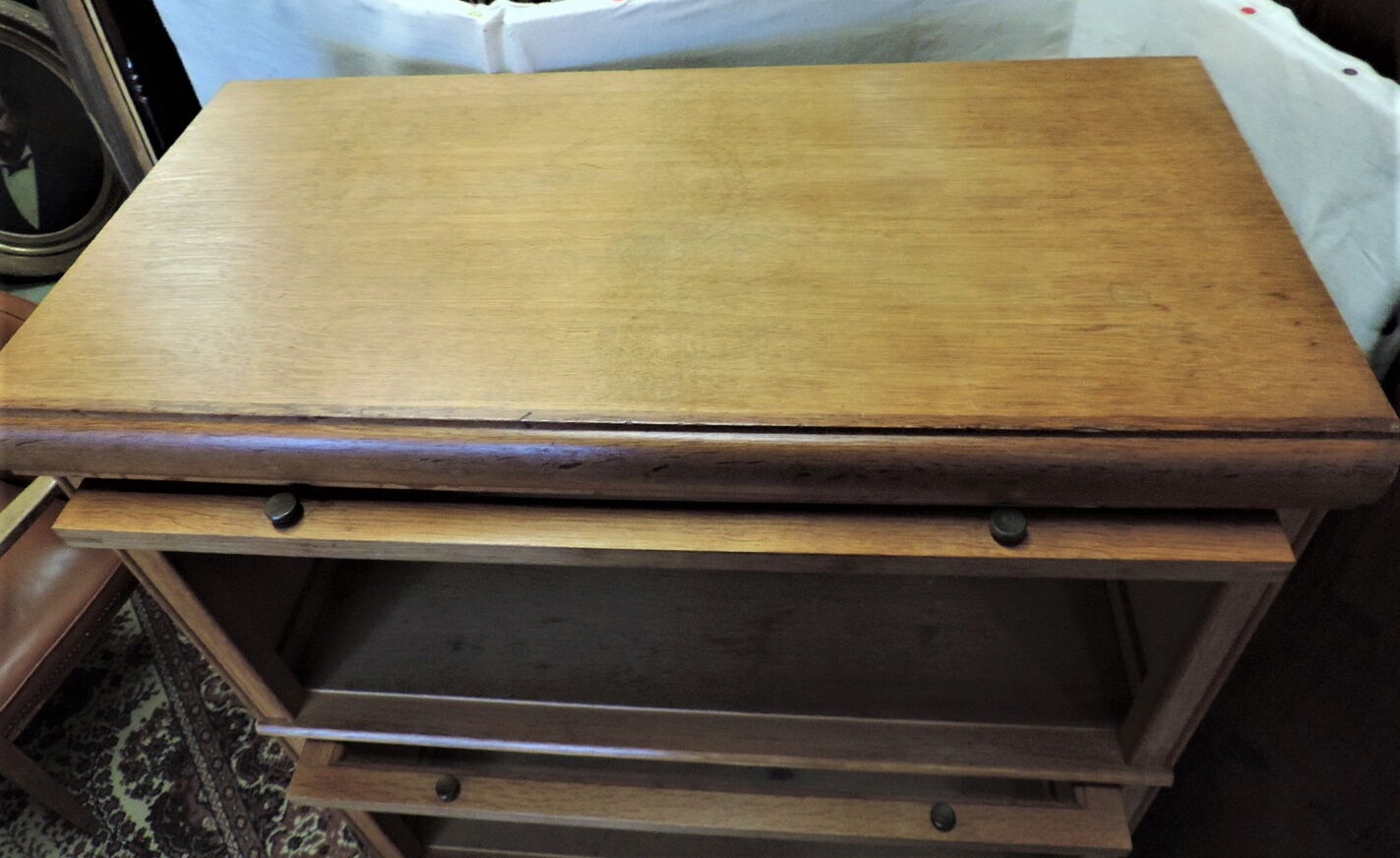 Furniture MD in light oak of vintage years.