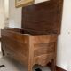 Ancien, coffre en chene massif – ideal deco campagne et maison de caractère