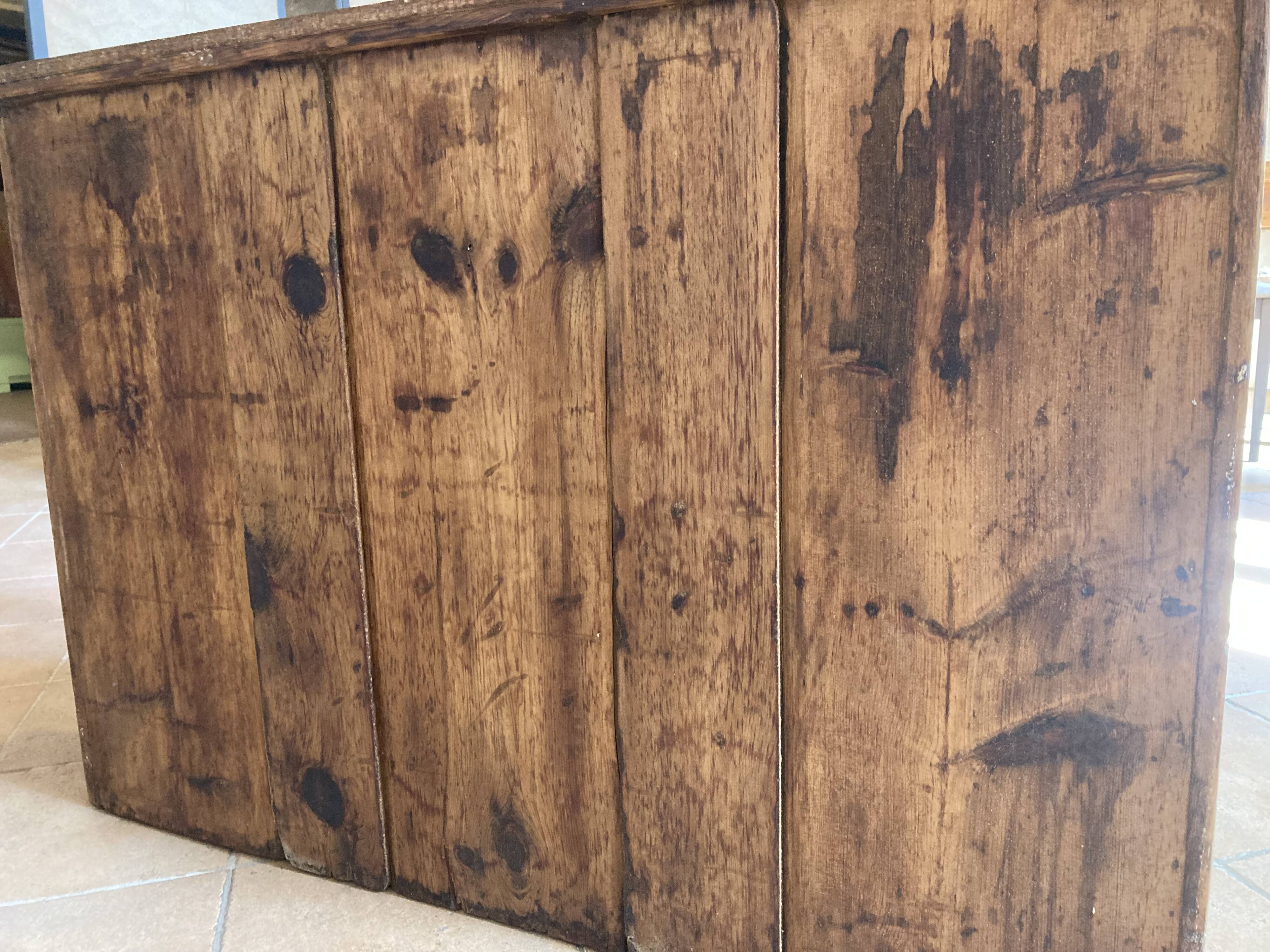 Old solid wood 5-drawer chest of drawers
