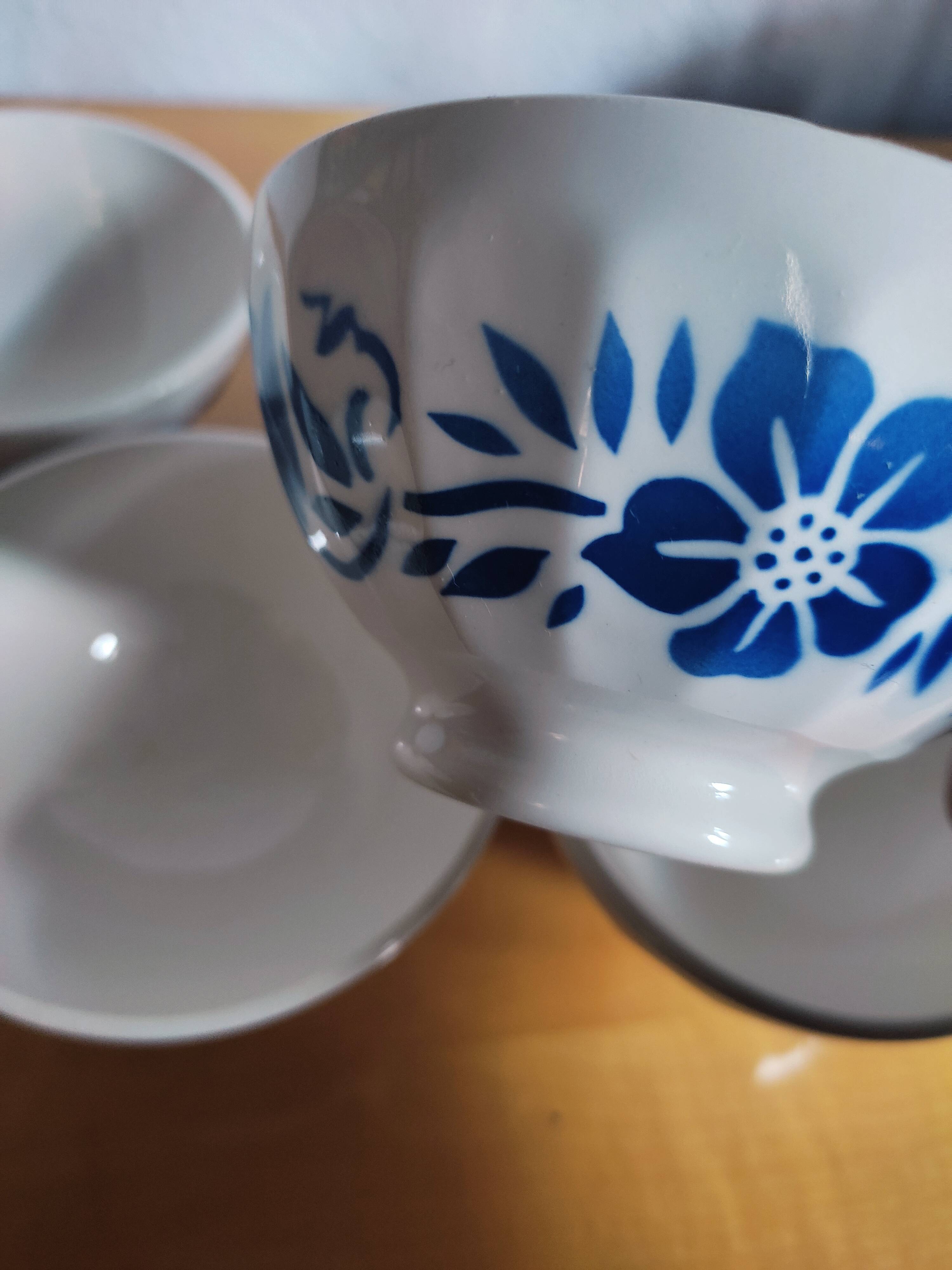 6 earthenware bowls from the 40s