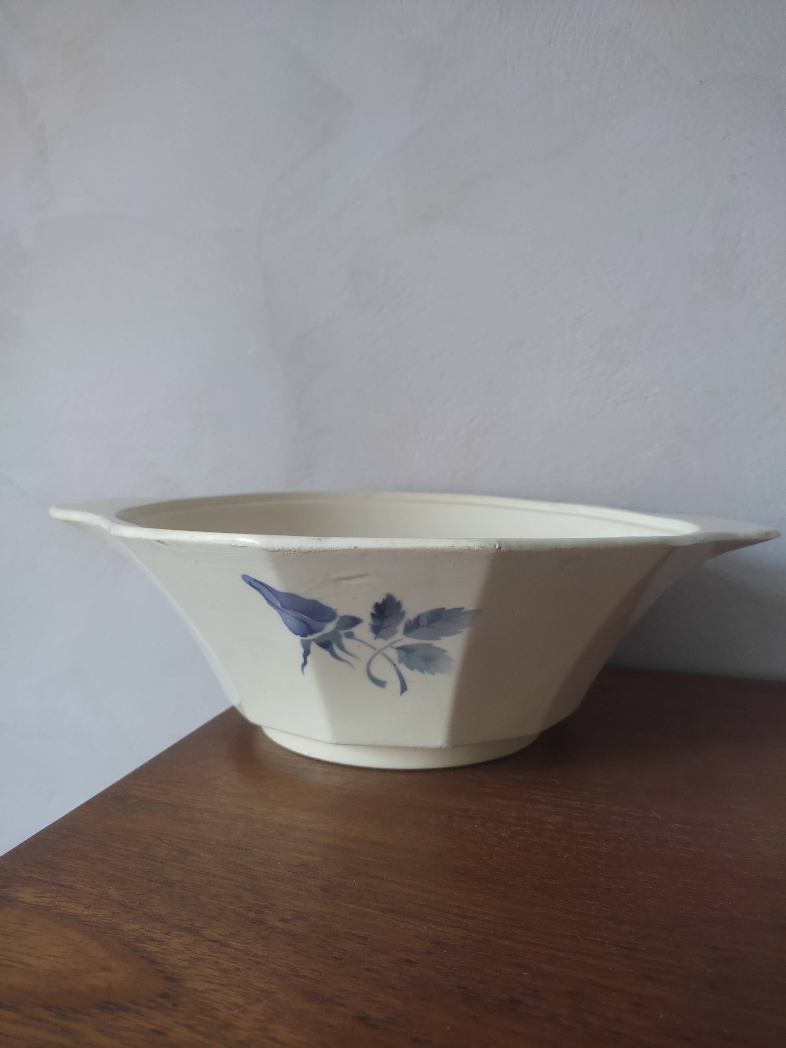 Salad bowl Digoin in faience