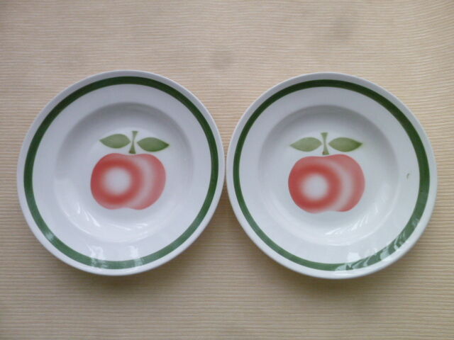 Set of 2 hollow plates Moulin des Loups Apple pattern