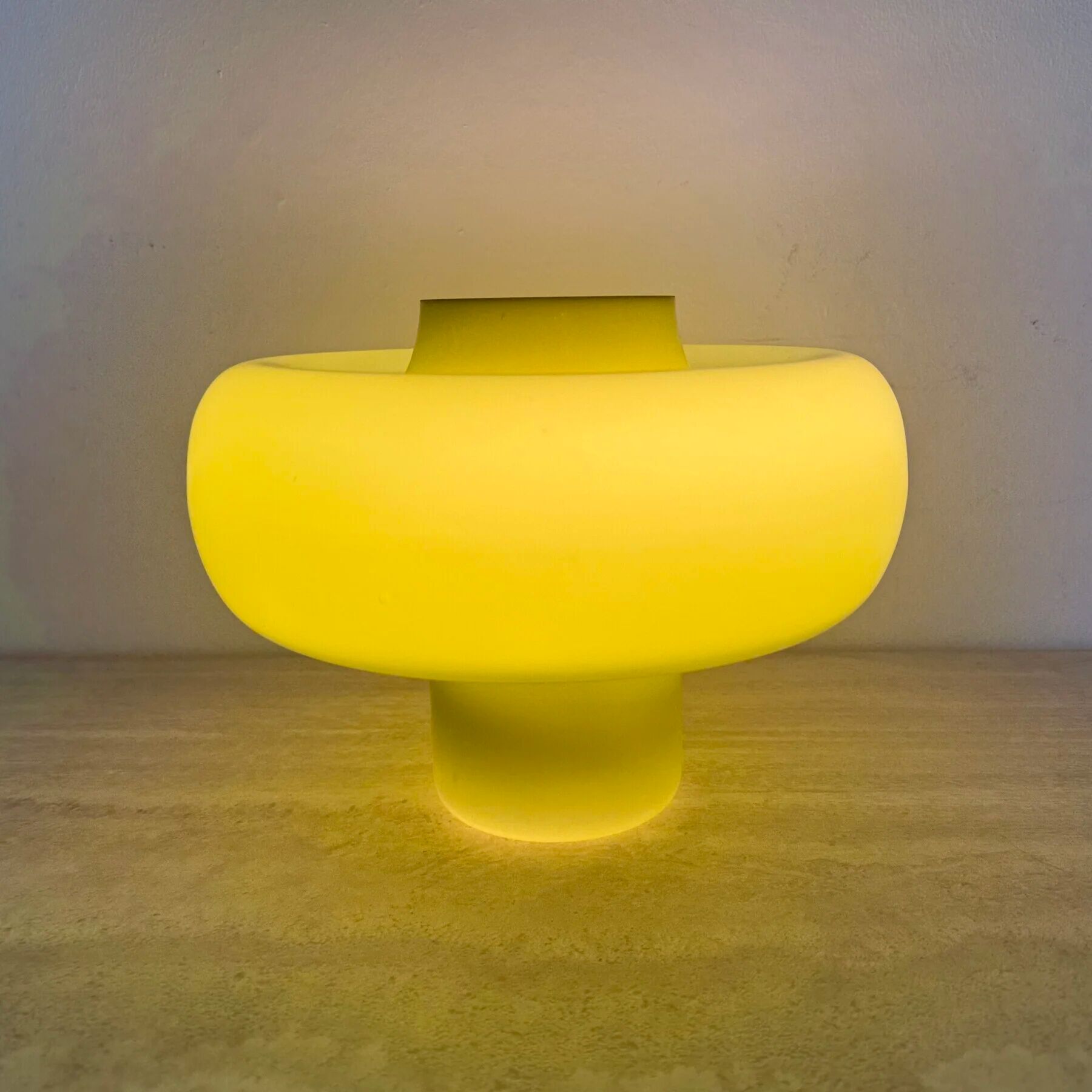 Mid-century design green glass Swedish table lamp, 1970s