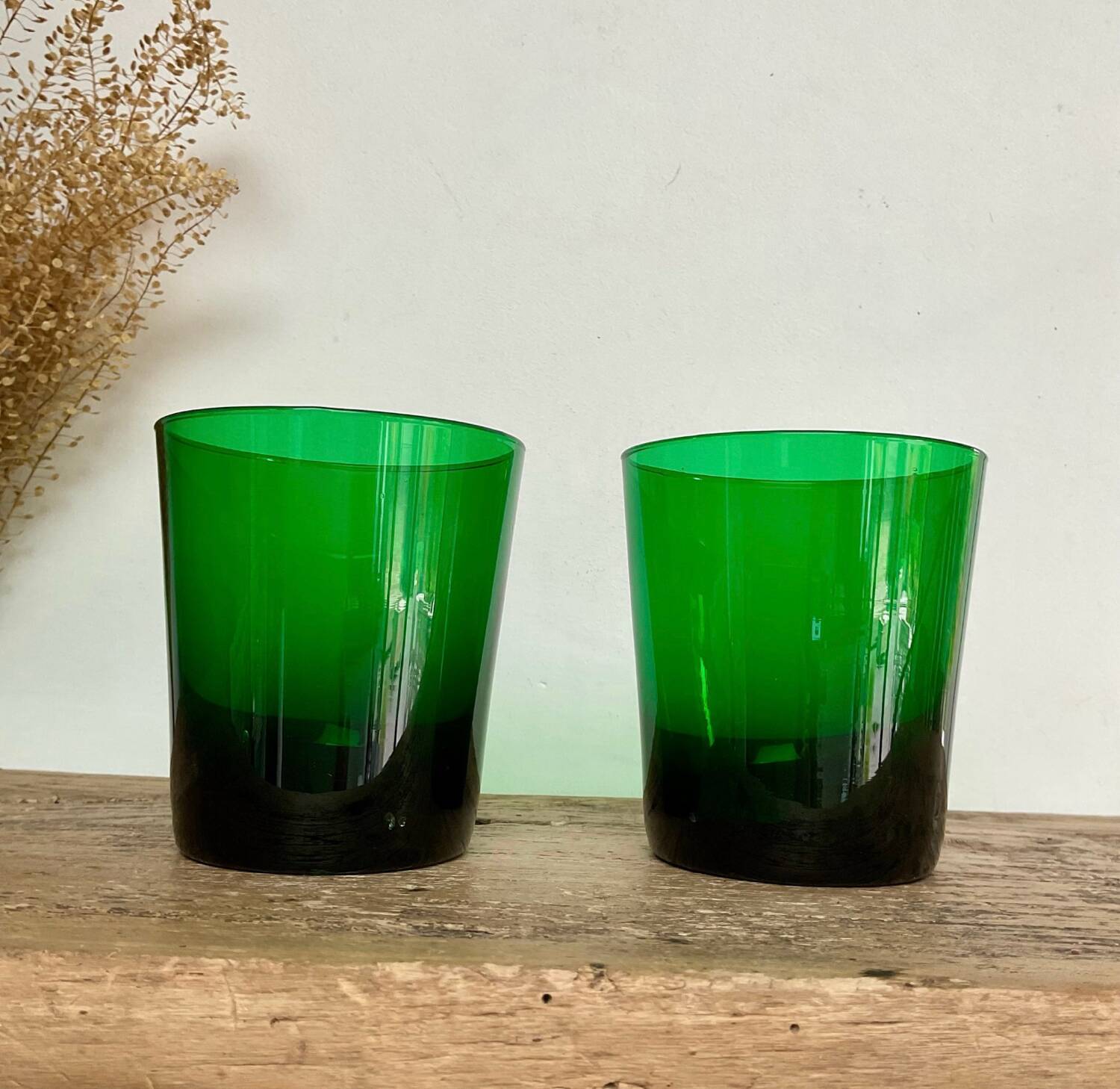 5 grands verres verts vintage
