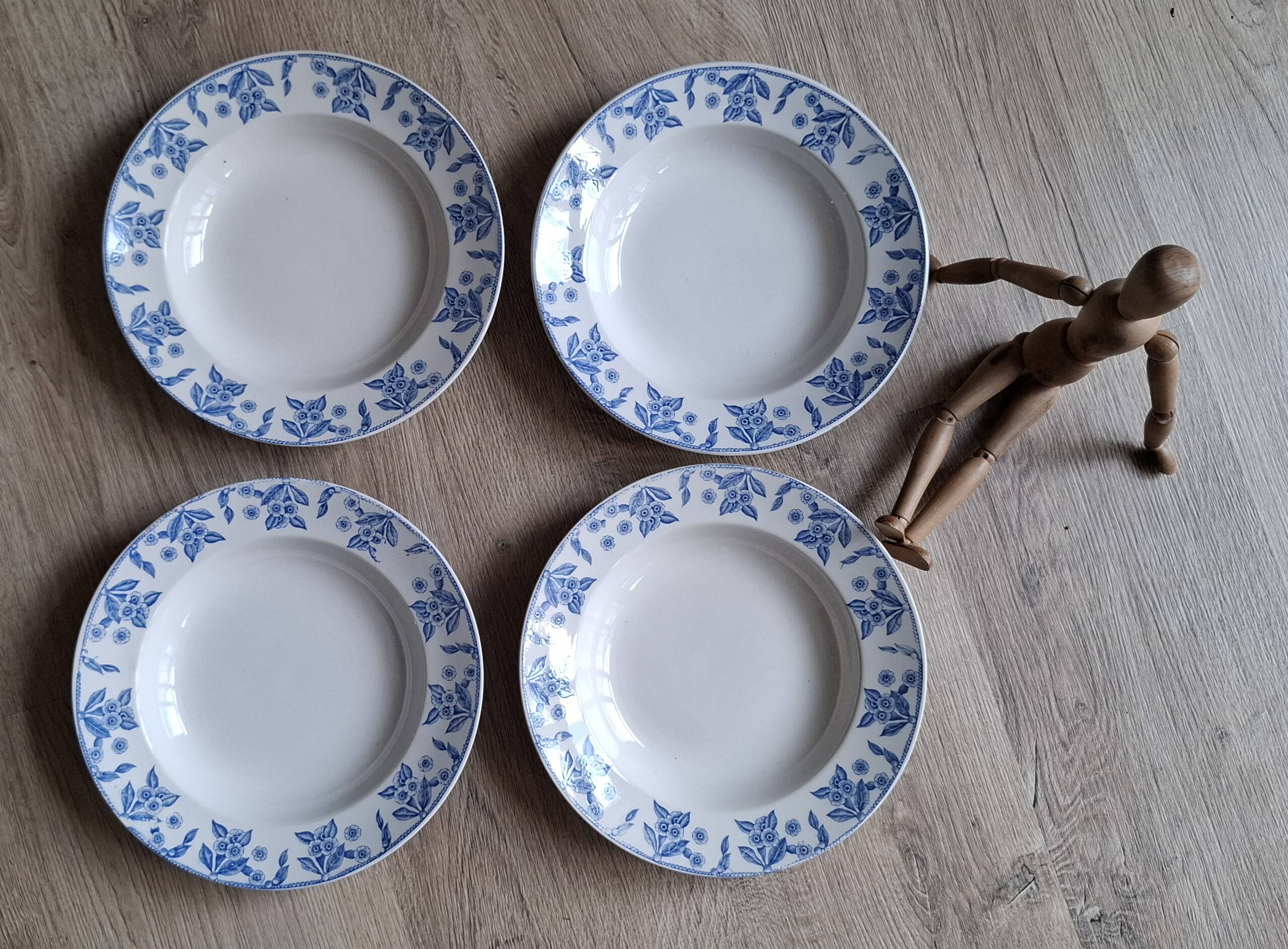 Set of 4 Dux Boch blue soup plates