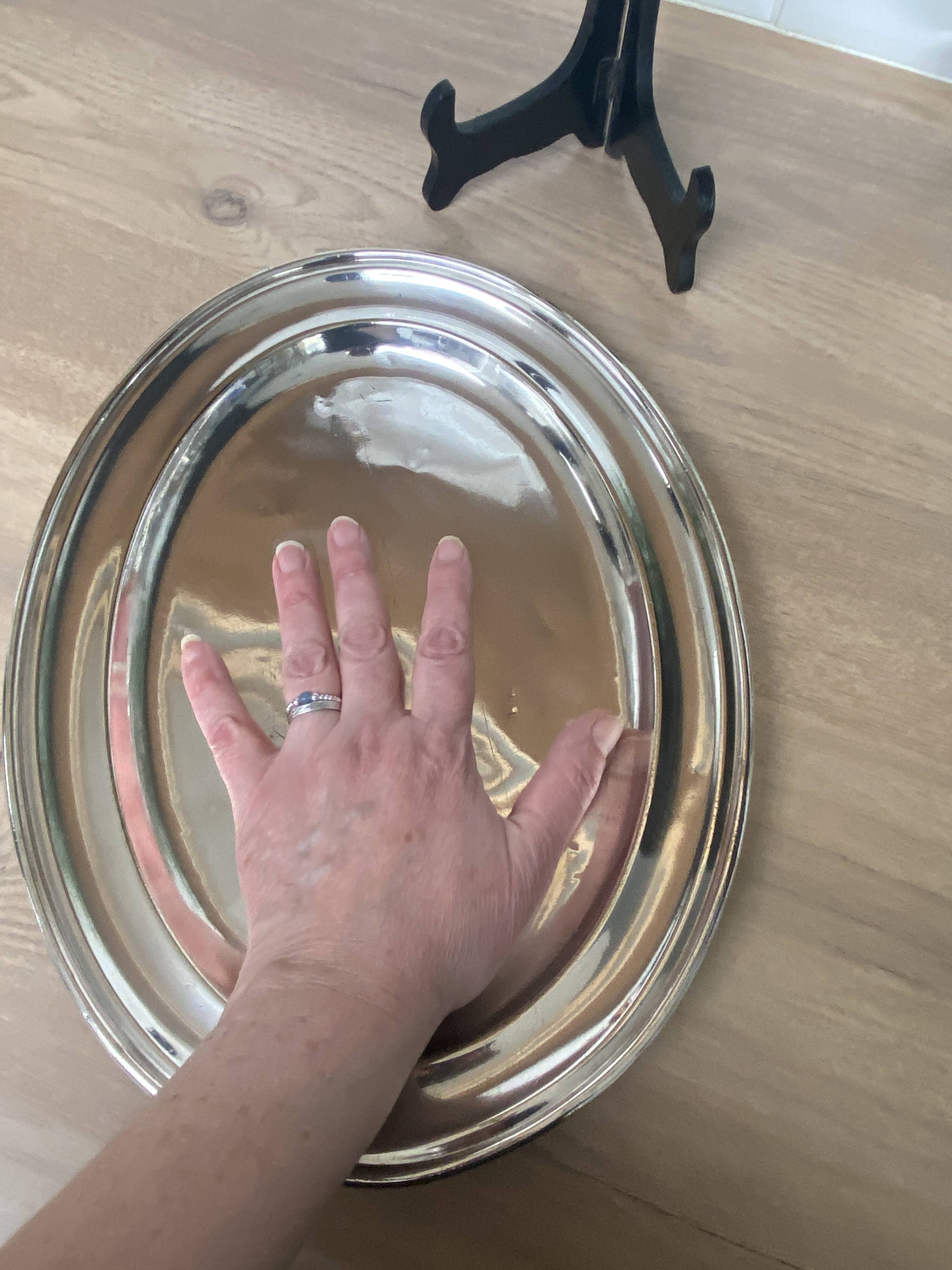 Silver-plated serving dish from the Hôtel des Anglais in Le Touquet