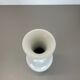 Vase Op Art Vase Allemand en porcelaine par KPM Berlin Ceramics Allemagne 1960