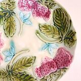 Antique plate in Strawberry Onnaing slip