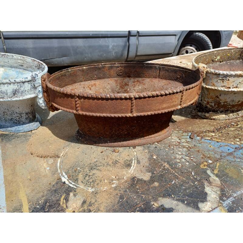 5 cast iron planters from 1900: Charleville - Mézières