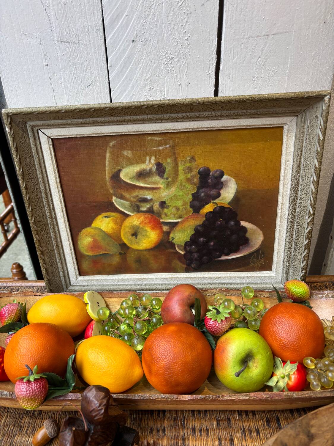 Still life signed Soulie. Oil on canvas, Montparnasse frame