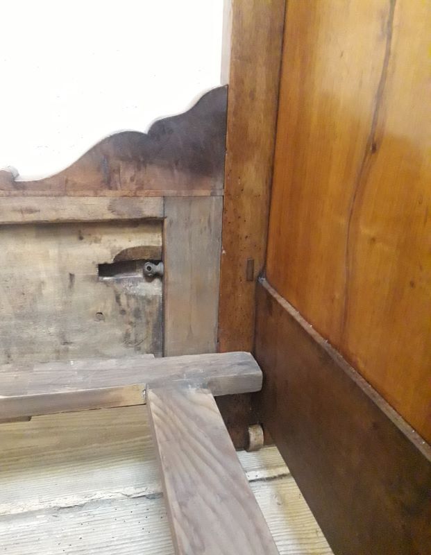 Louis philippe bed in walnut