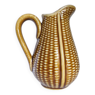 Slush pitcher