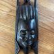 Masque Africain visage souriant en bois d'ébène.