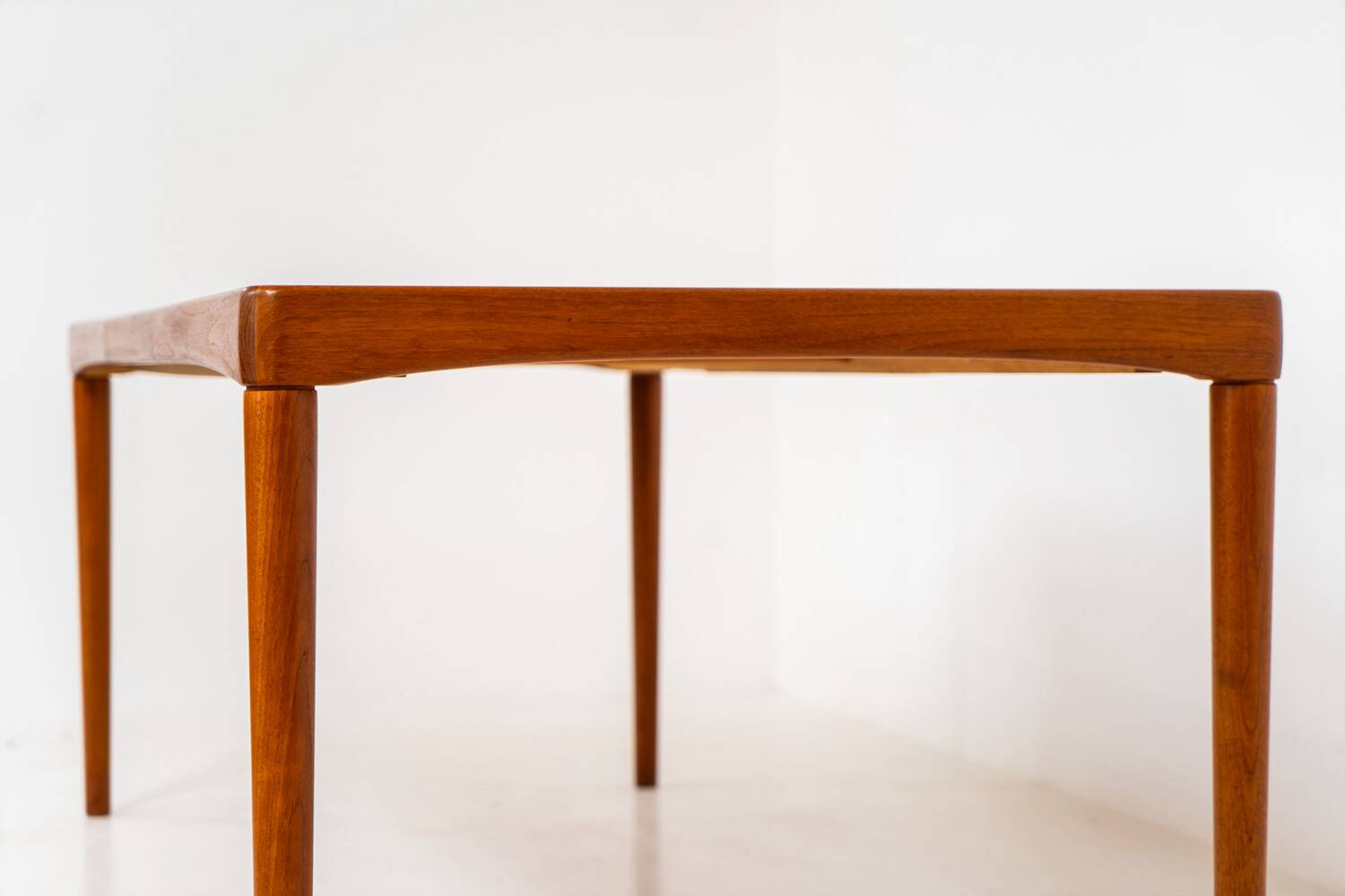 Table à manger extensible par Henry W. Klein pour Bramin (Danemark, années 1960).