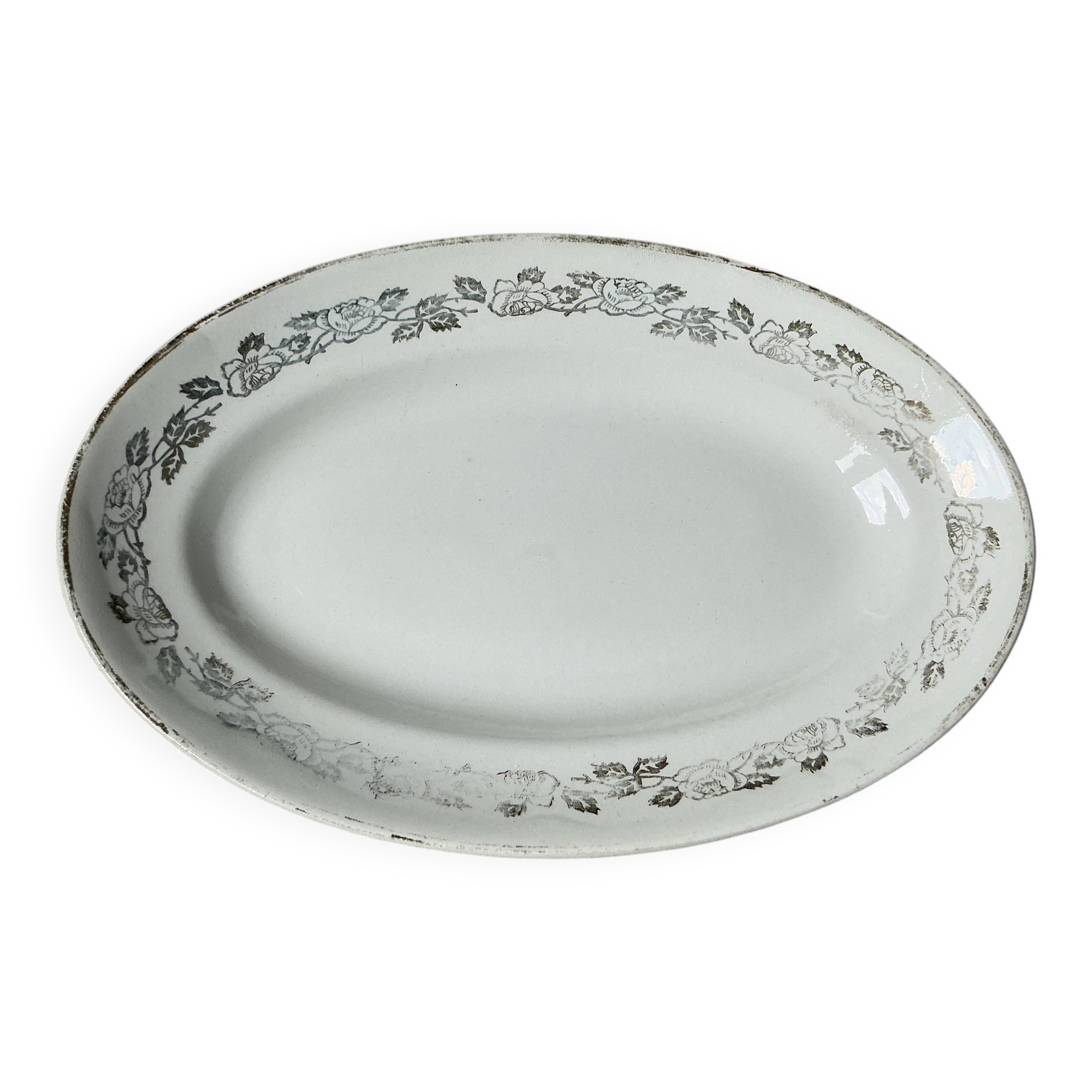 Antique oval plate Moulin des Loups Orchies – grey and gold floral decoration