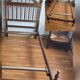 Paire de lits en bois sculpté