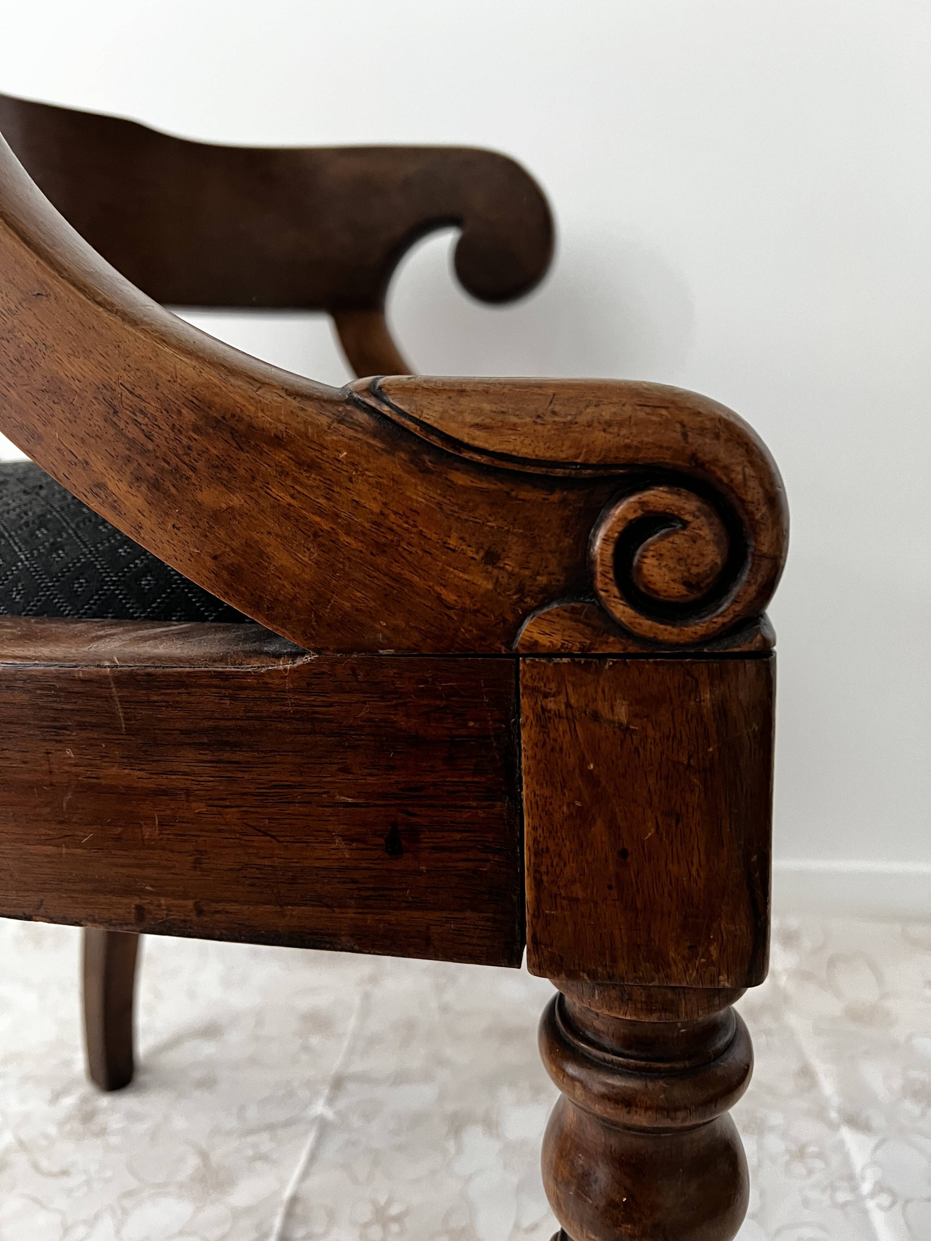 Restoration armchair in mahogany