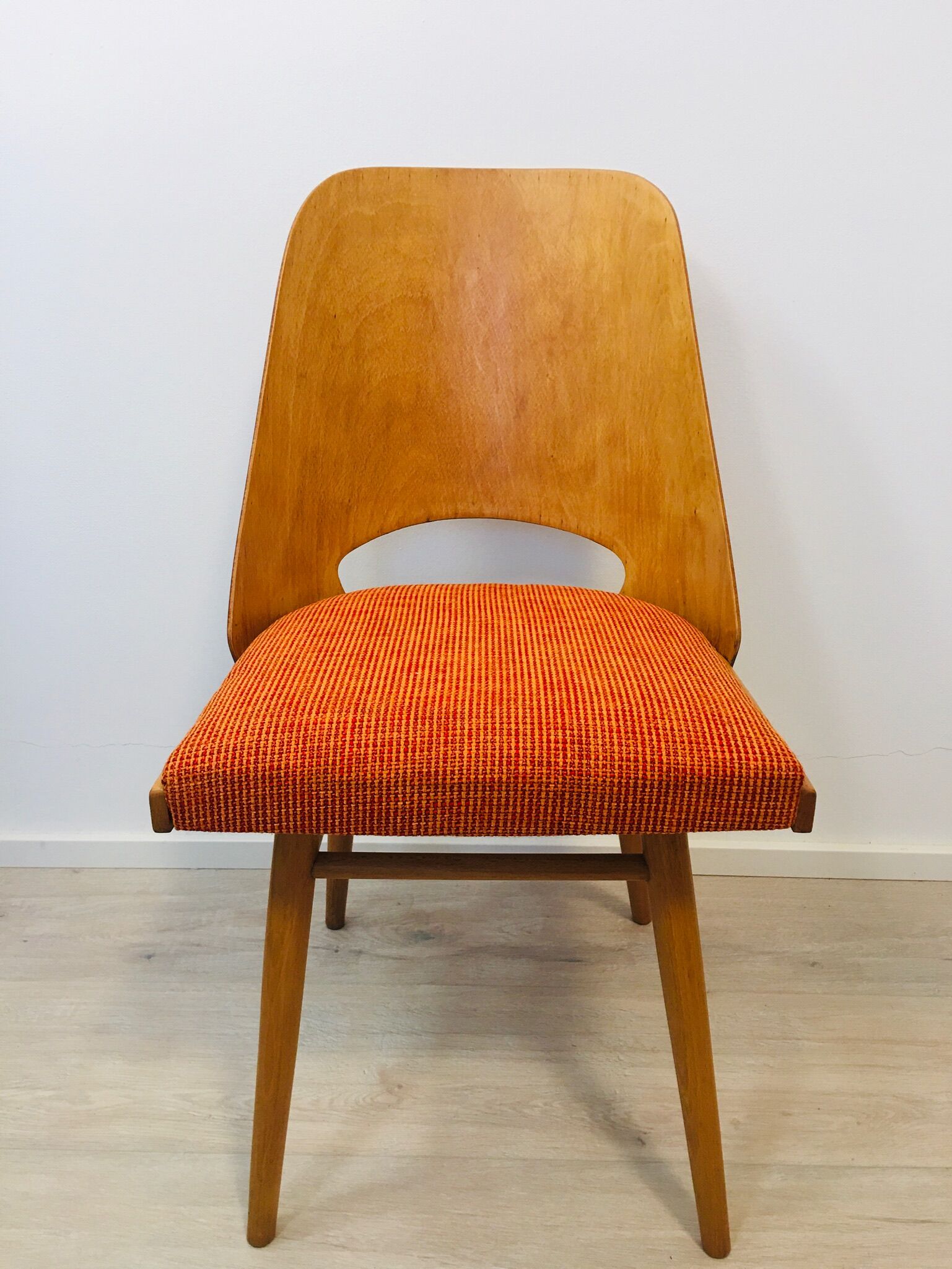 Orange Chair model 514 by Lubomir Hofmann for Ton 1960s