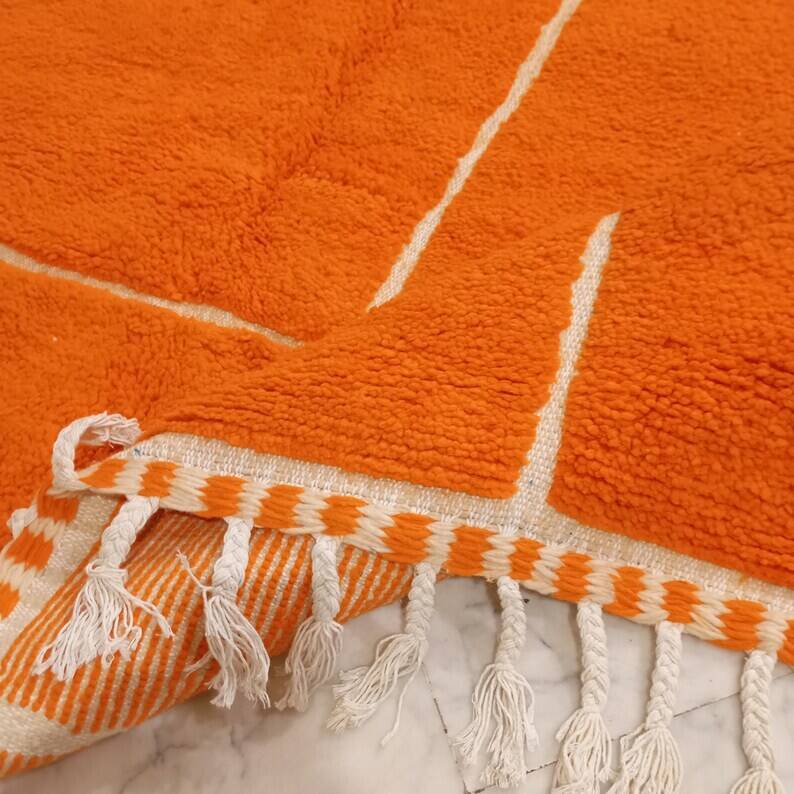 Magnificent handcrafted rug 250cm x 150cm