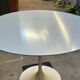 Table Tulip Eero Saarinen pour Knoll