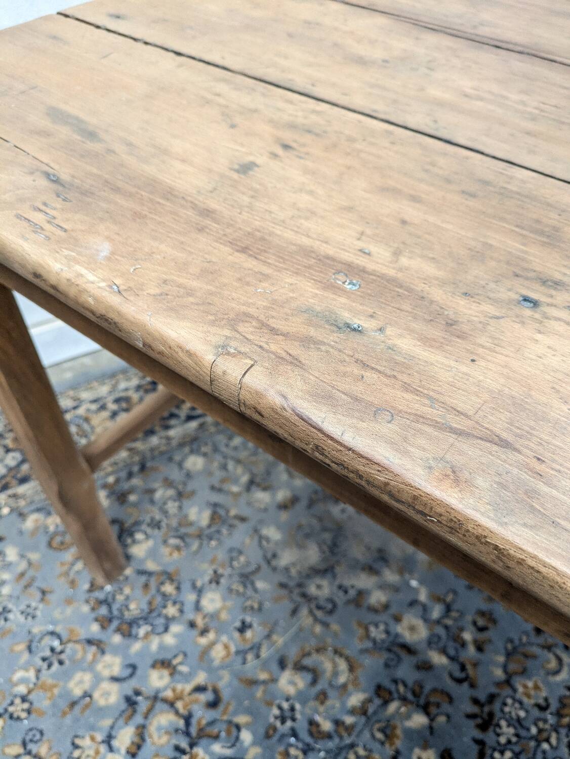 Farmhouse table