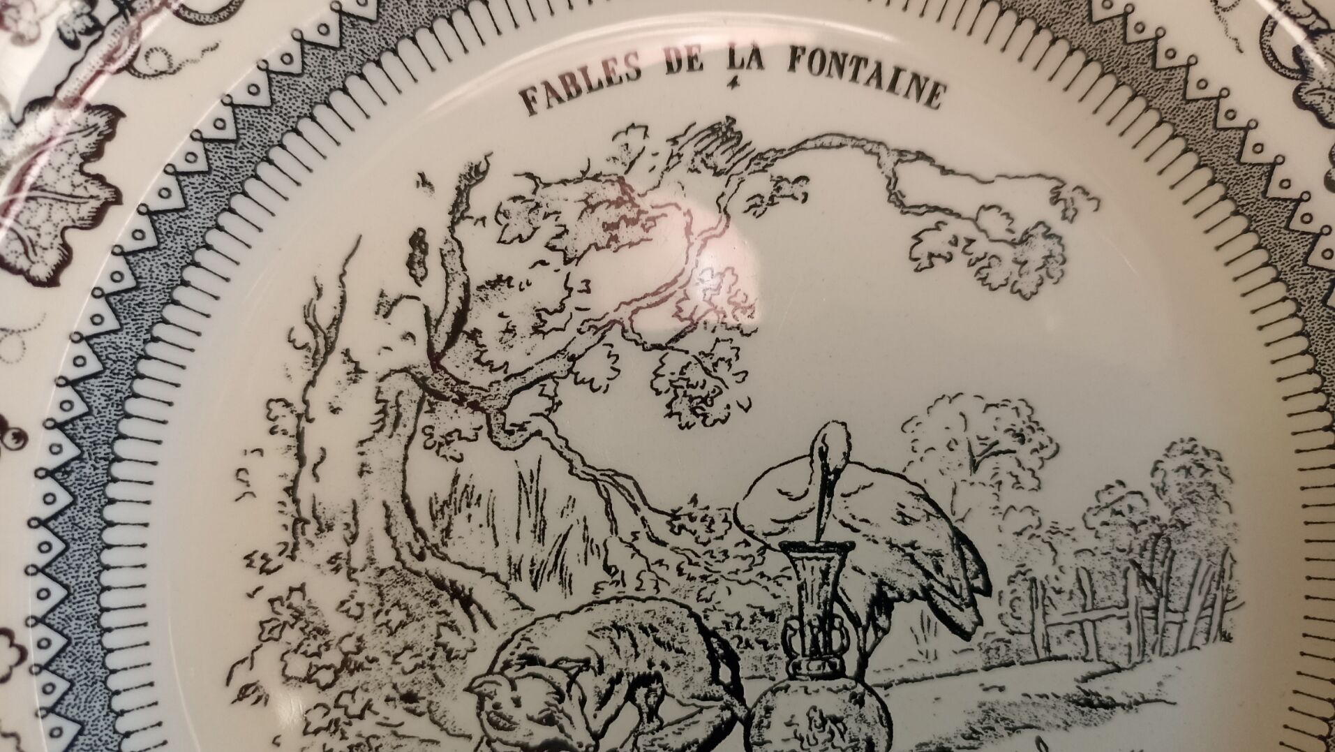 Plate n°4 - Gien - Fables of La Fontaine