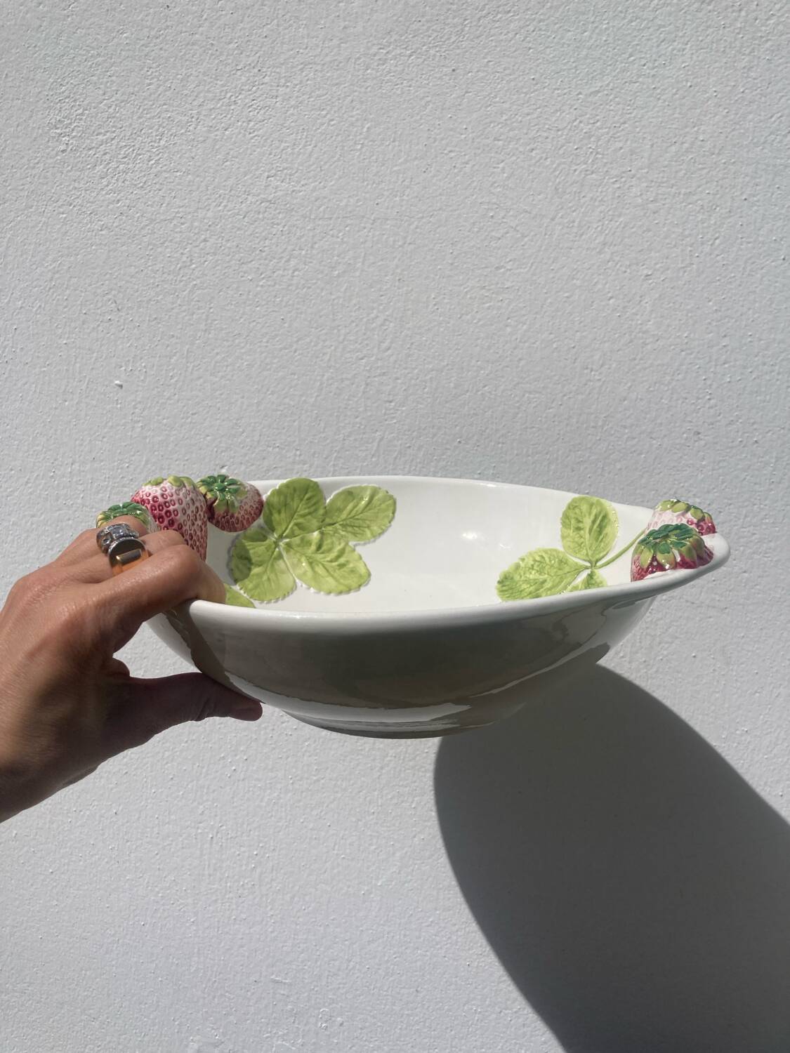Ceramic fruit slip salad bowl