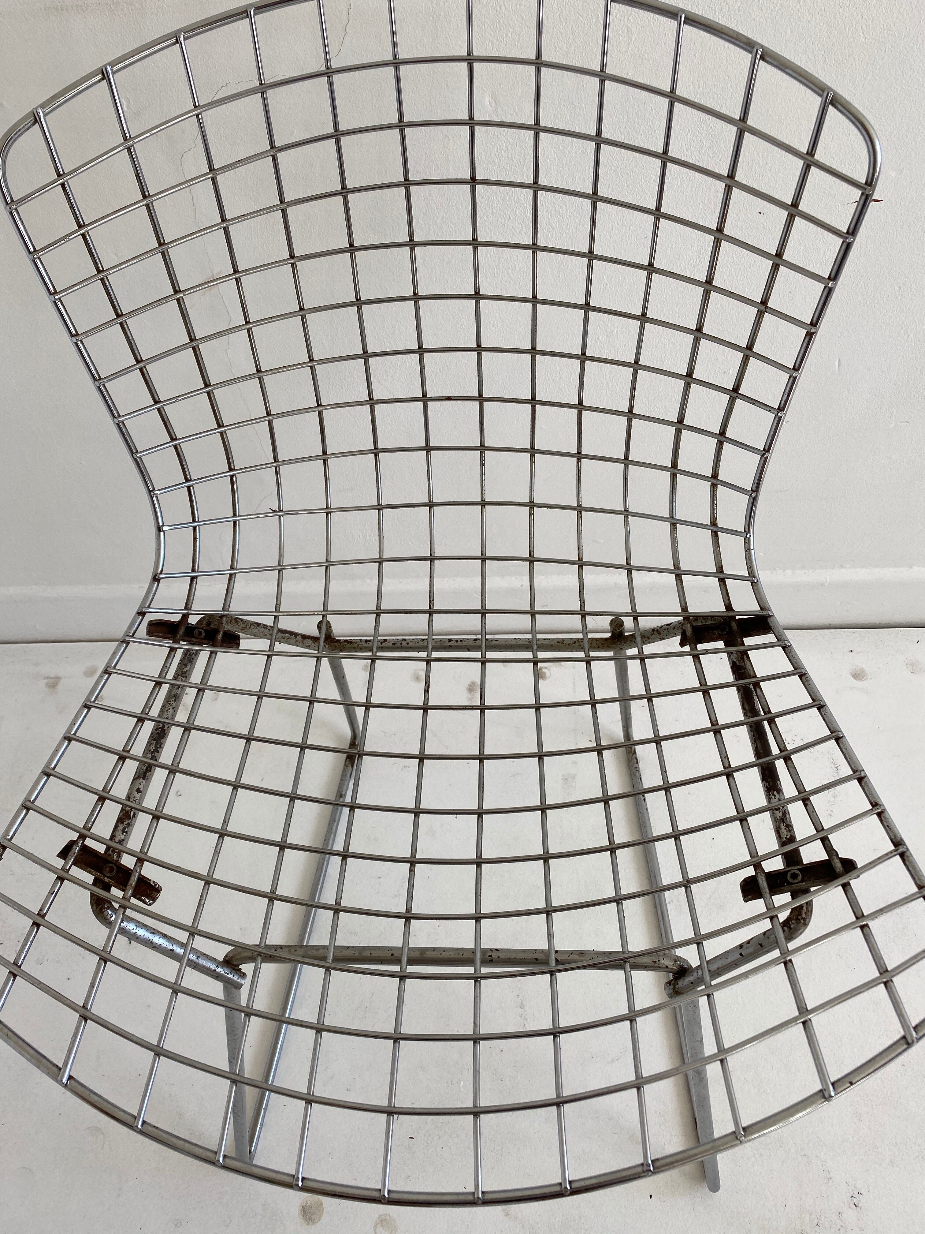Lot de 4 chaises chromées par Bertoia pour Knoll, vers 1960