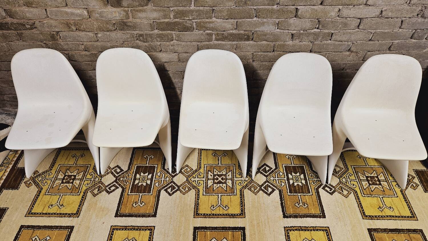 Set of 5 "Casalino" chairs by Alexander Begge for Casala, 1970.
