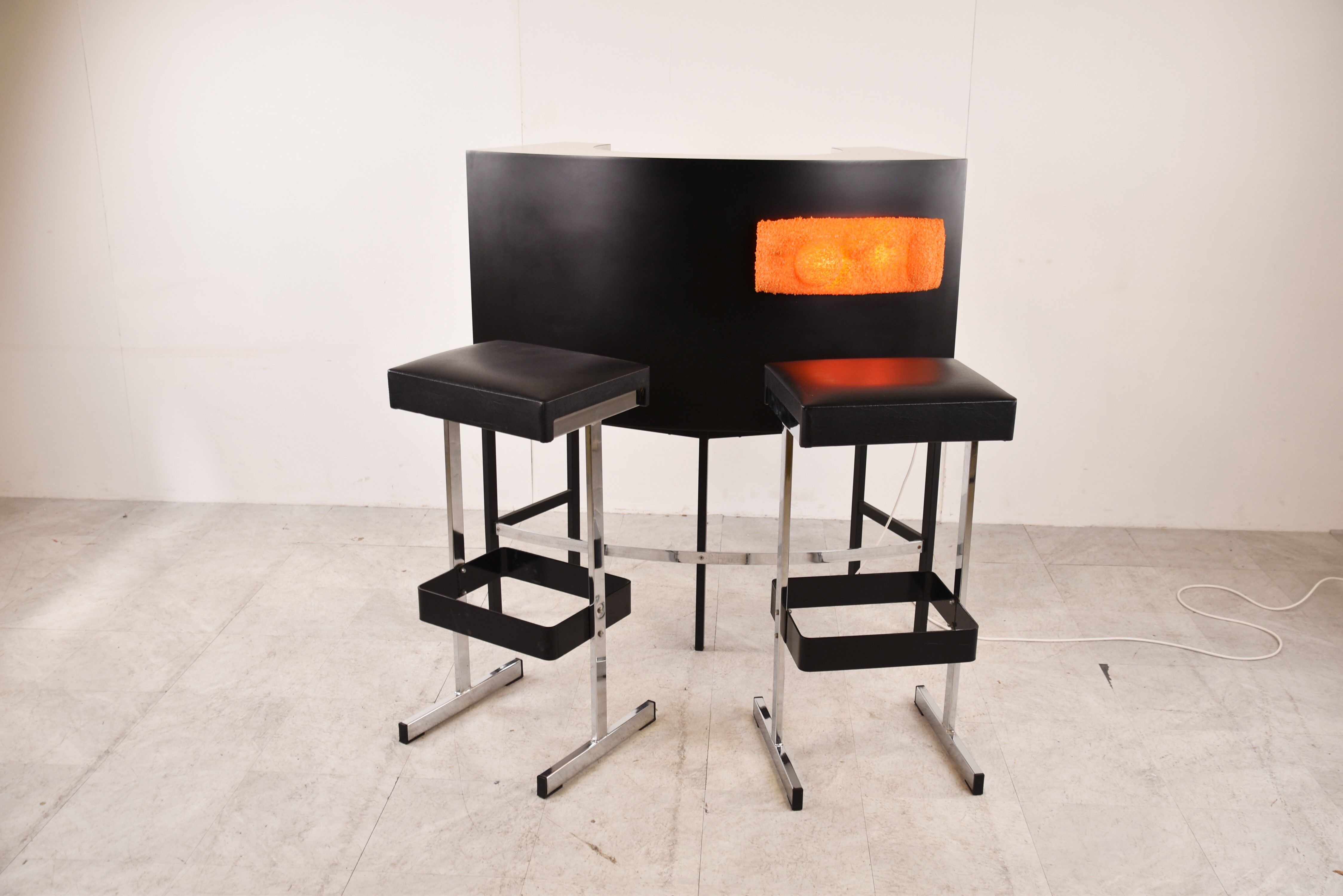 Vintage illuminated bar with stools, 1970s