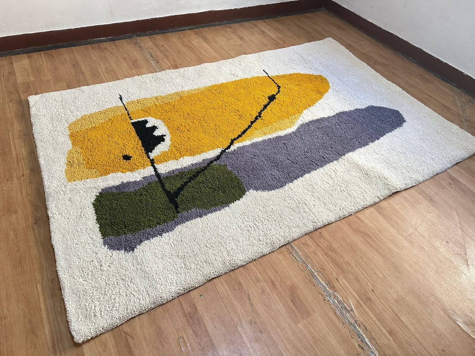Handwoven Moroccan rug - grey rug with a yellow touch 3X2m