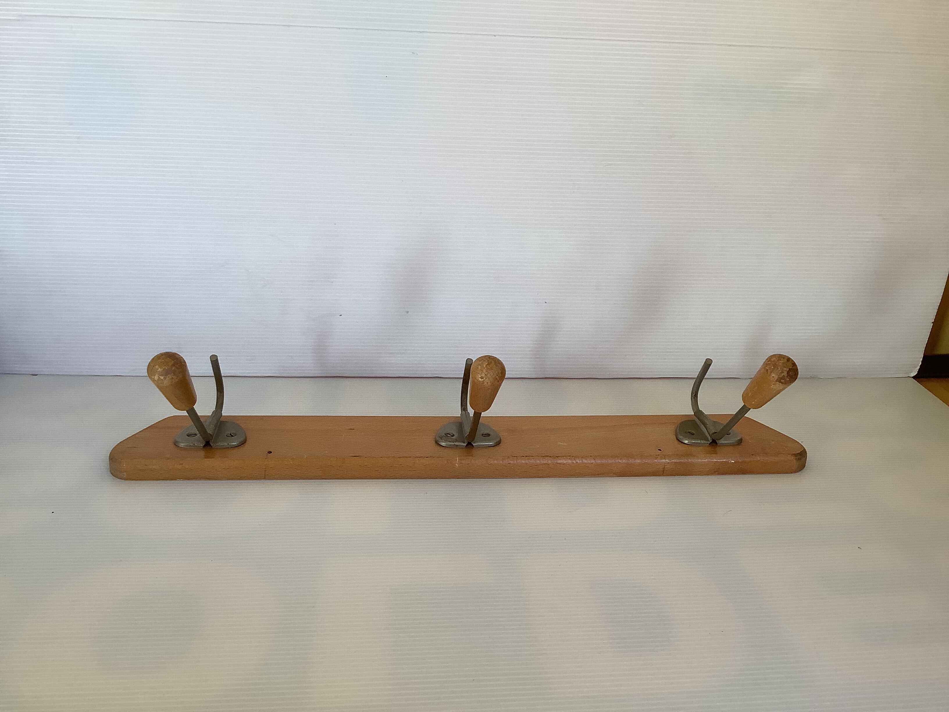 Wooden coat rack wall 3 hooks