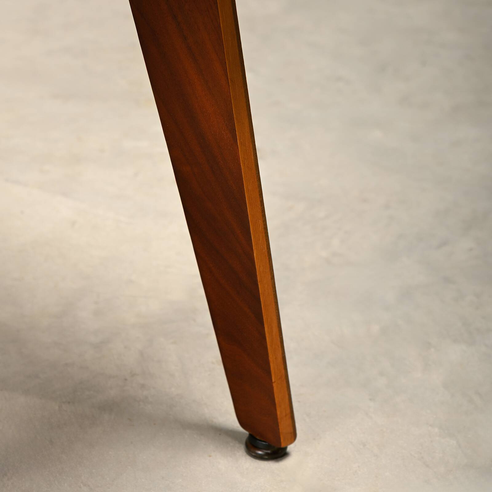 Chaise en contreplaqué de noyer DCW restaurée de Charles & Ray Eames, Herman Miller