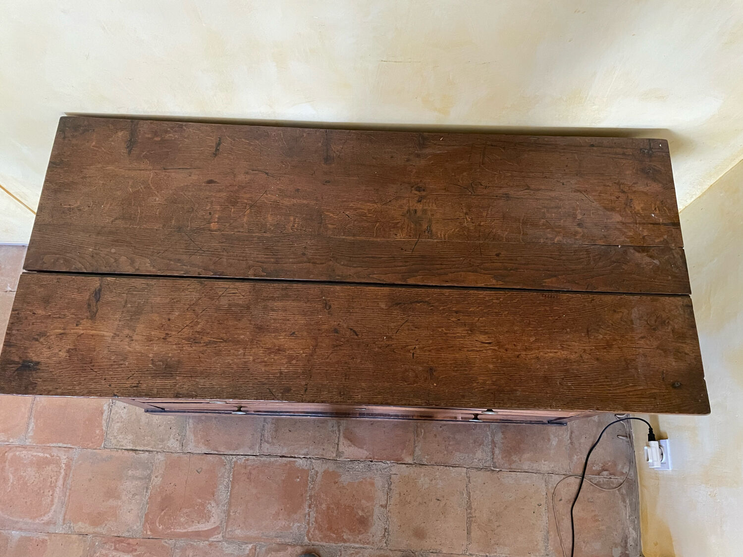 Chest of drawers in walnut and oak nineteenth