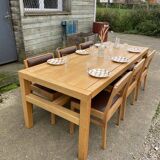 Rectangular dining room table