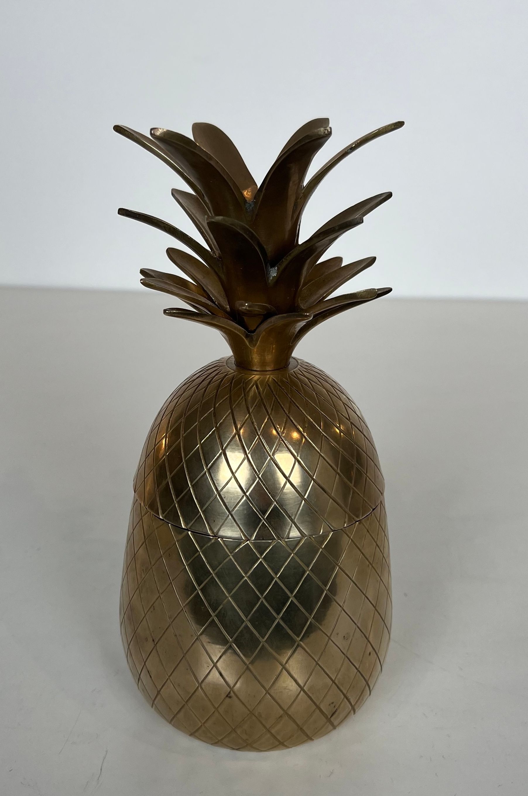 Pineapple ice bucket in brass and steel