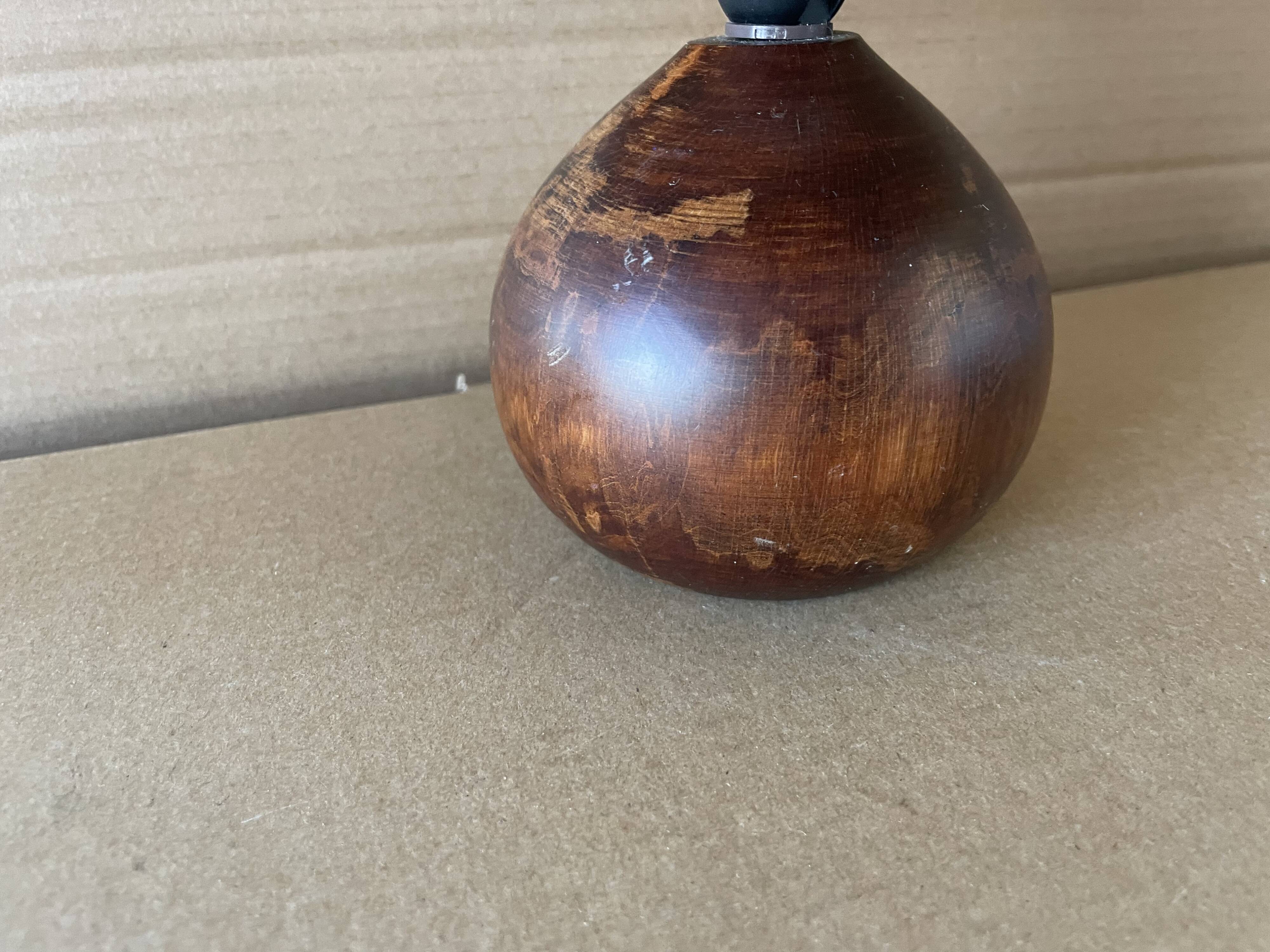 Wooden table lamp