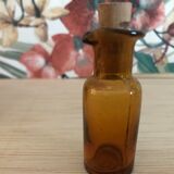 Set of apothecary vials