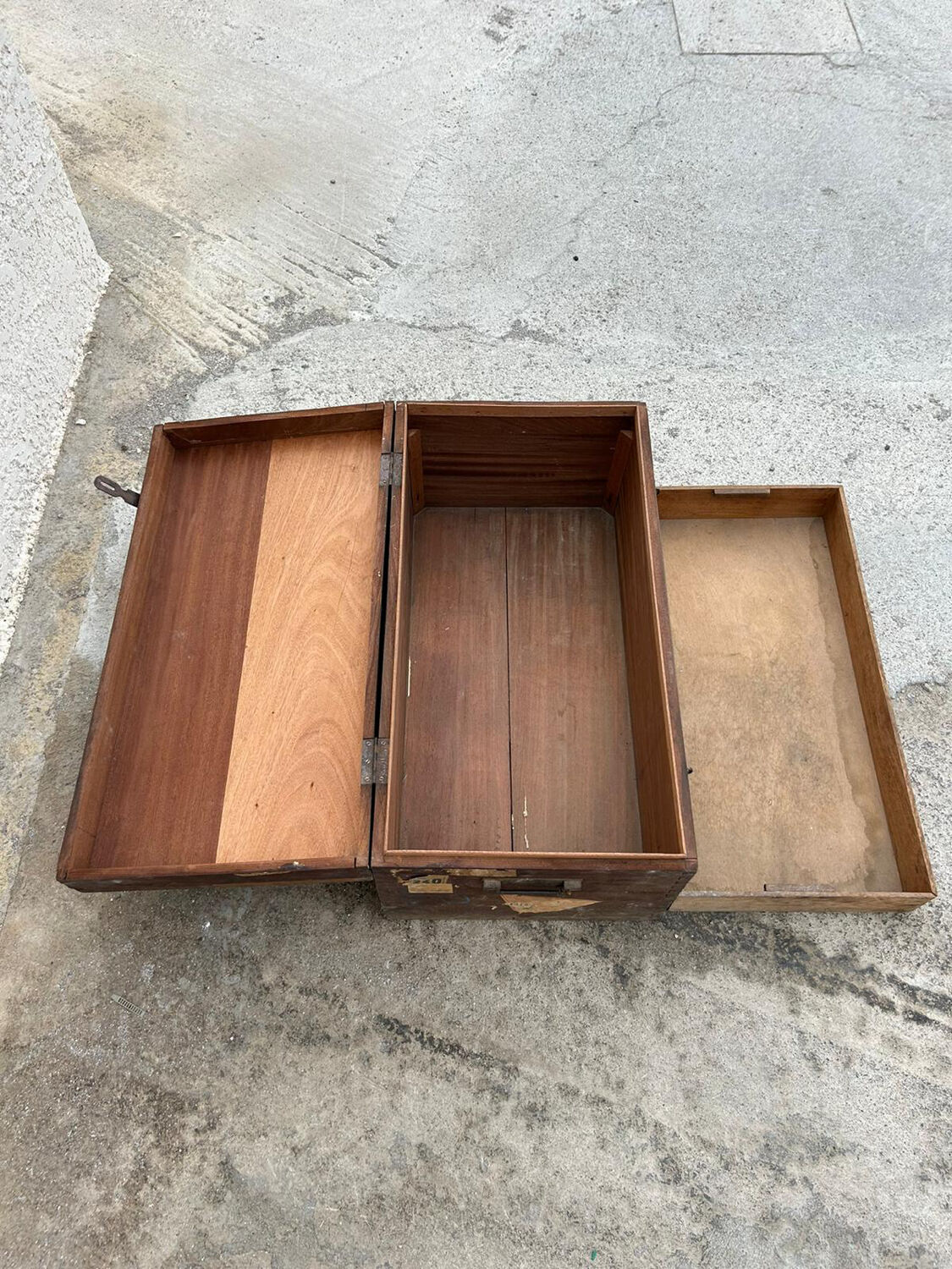 Wooden chest / military trunk