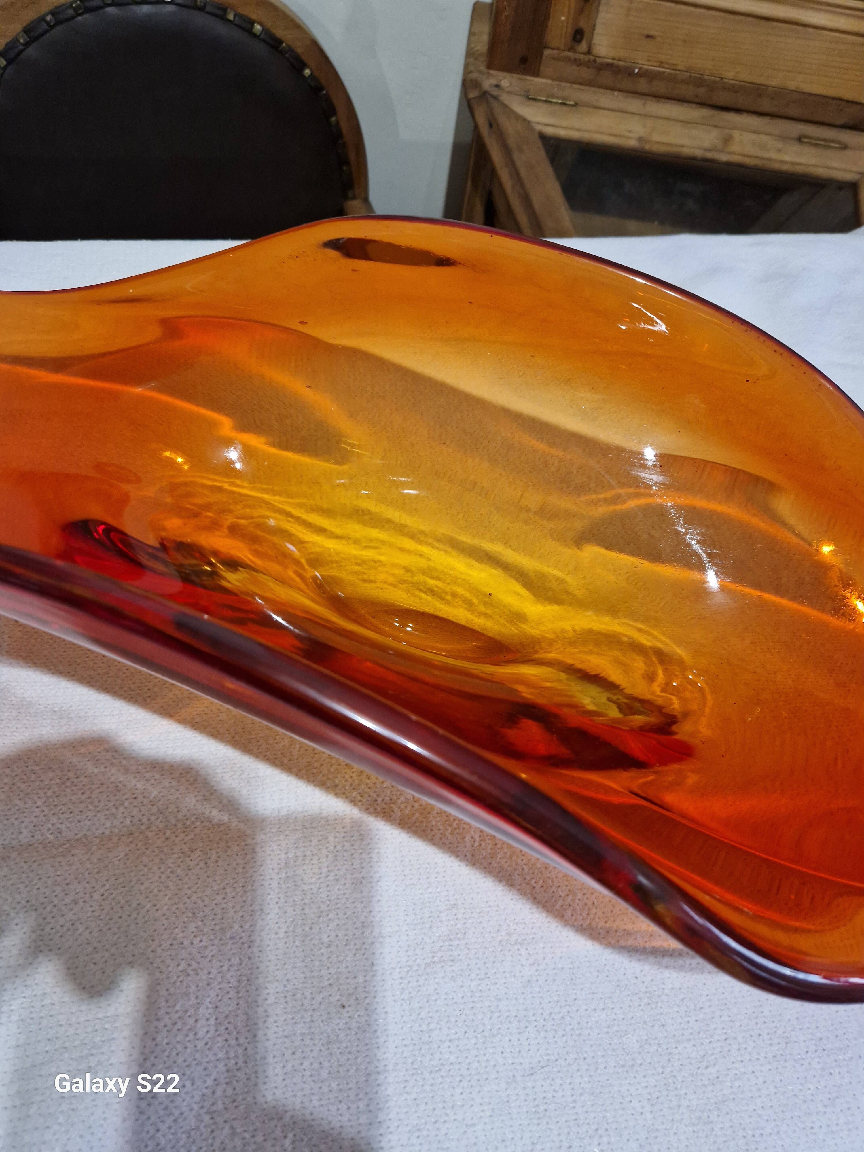 Coupe en verre de Murano orange, années 1950